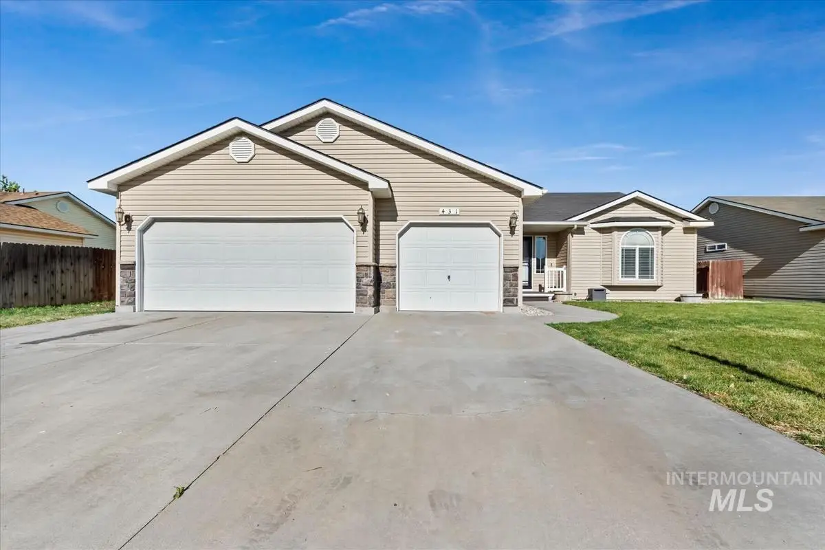431 Mallard Ave, Mountain Home, ID 83647 - #1