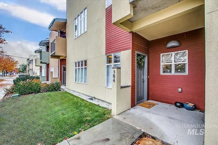 1463 W Grand Ave #104, Boise, ID 83702 - #3
