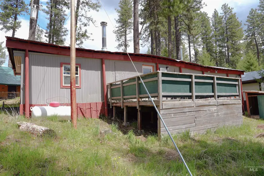 229 Holiday Dr., Garden Valley, ID 83622 - #3