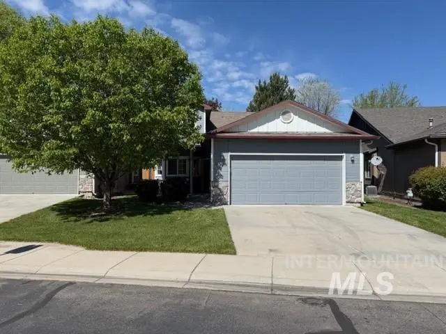 6043 N Castleton Ln, Garden City, ID 83714 - #1