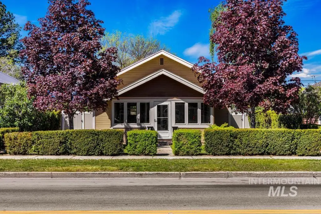 611 N Washington Avenue, Emmett, ID 83646 - #1