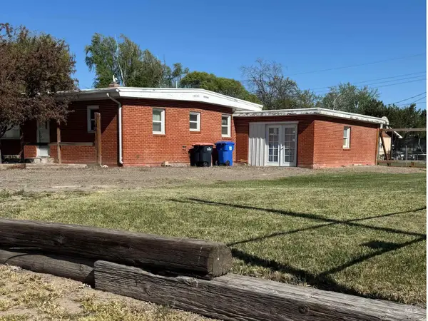 1937 E 4th Ave, Twin Falls, ID 83301