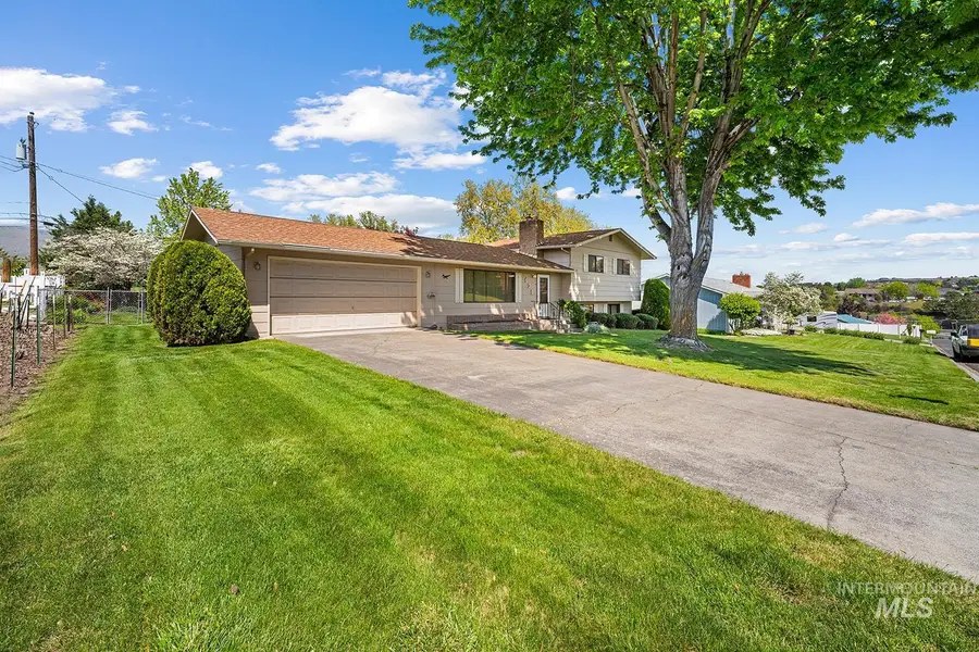 621 23rd Ave, Lewiston, ID 83501 - #2