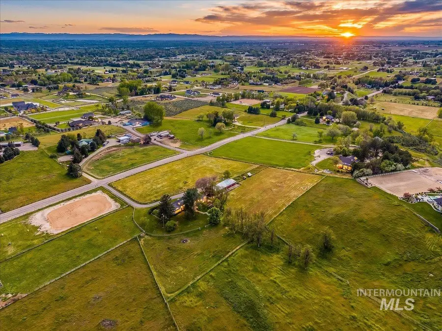 500 Stillwell Dr., Eagle, ID 83616 - #3