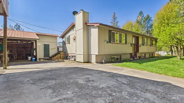 29 Pinecone Park Lane, Orofino, ID 83544