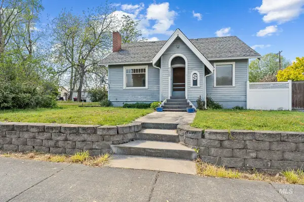 732 4th Street, Clarkston, WA 99403