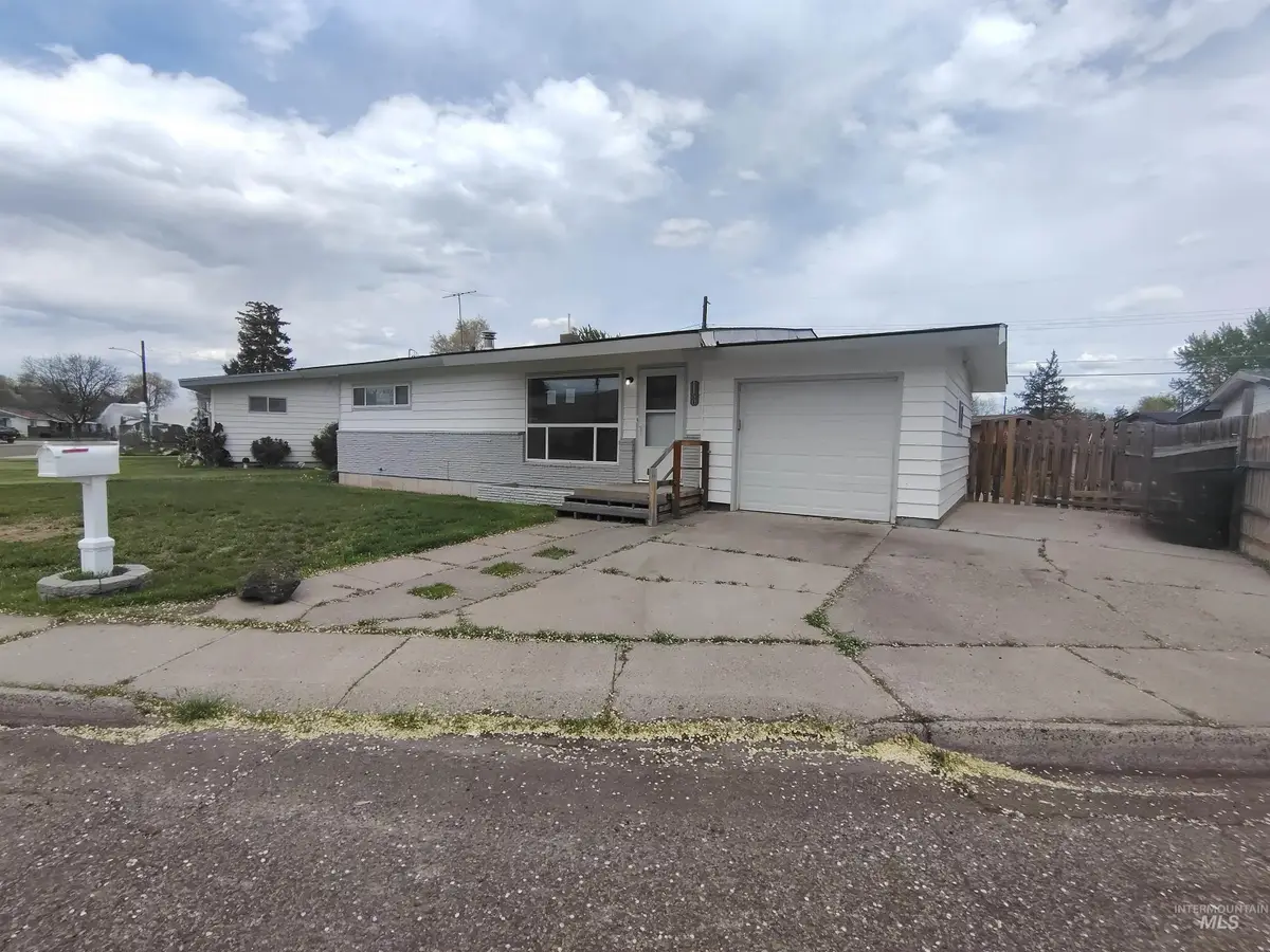 1150 N 9th E, Mountain Home, ID 83647 - #1