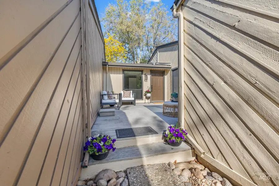 7167 W Cascade, Boise, ID 83704 - #3