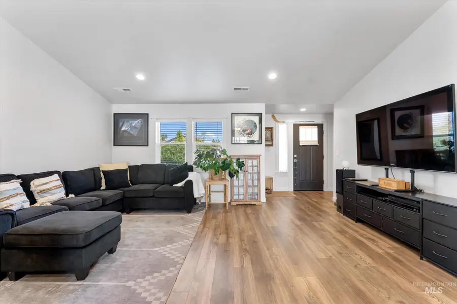 6819 S Maverick Way, Boise, ID 83709 - #2