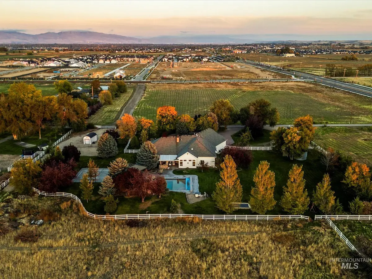 6255 S Tarrega Ln, Meridian, ID 83642 - #1
