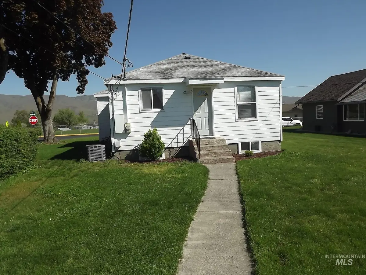 1804 10th Avenue, Lewiston, ID 83501 - #1