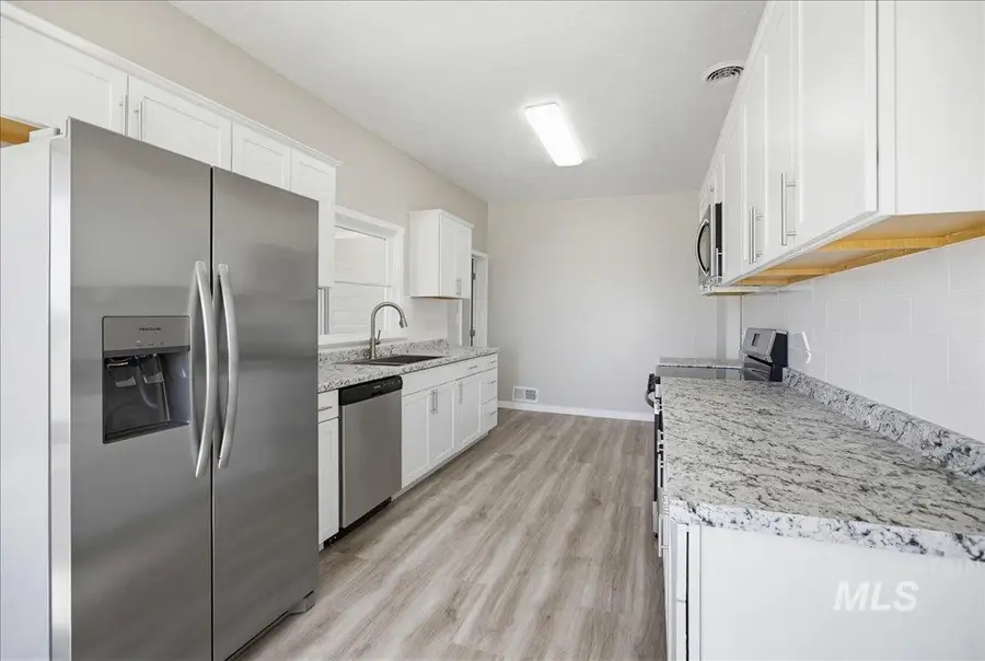 30013 Apple Val Rd, Parma, ID 83660 - #2