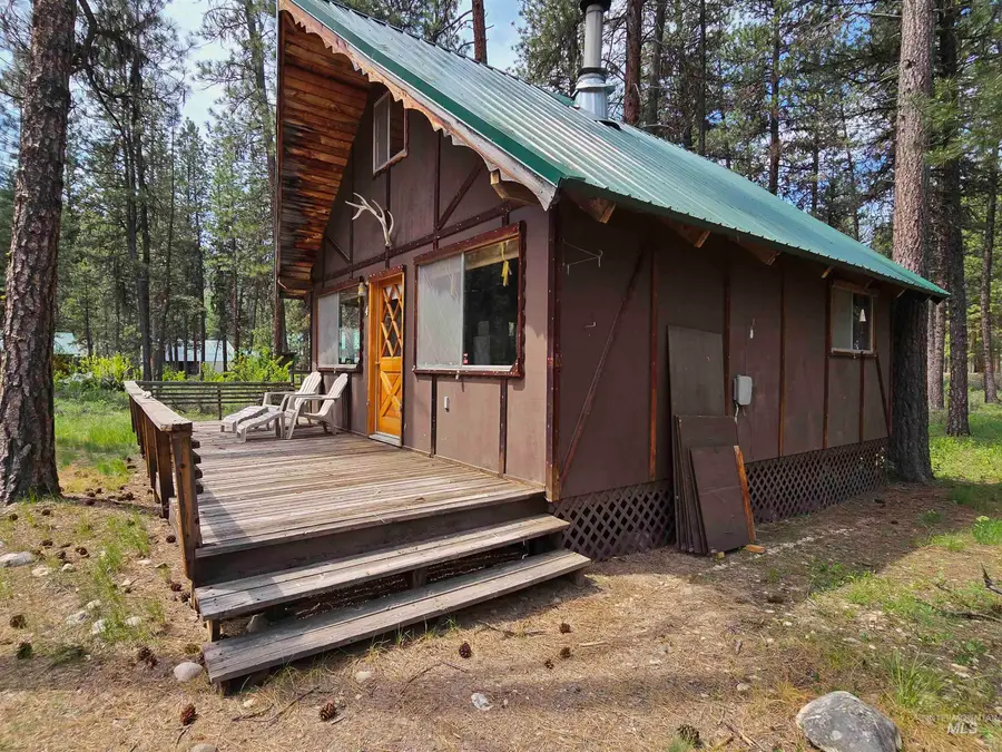 4 Jolene Dr, Lowman, ID 83637 - #3