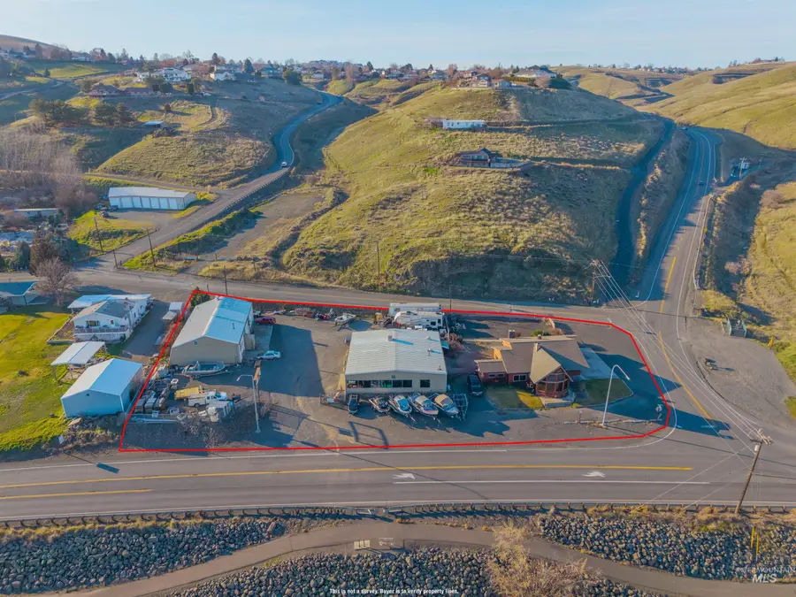 3010 Riverside Dr, Clarkston, WA 99403 - #2