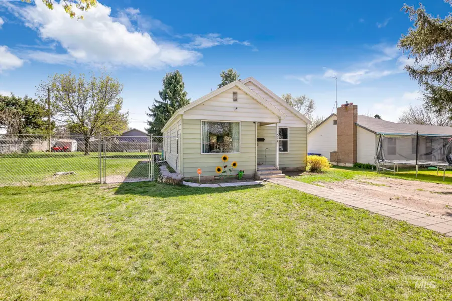 521 E Ave D, Jerome, ID 83338 - #2