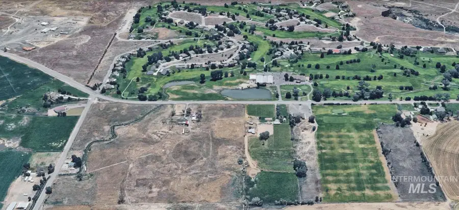 690 Golf Course Rd, Jerome, ID 83338 - #3