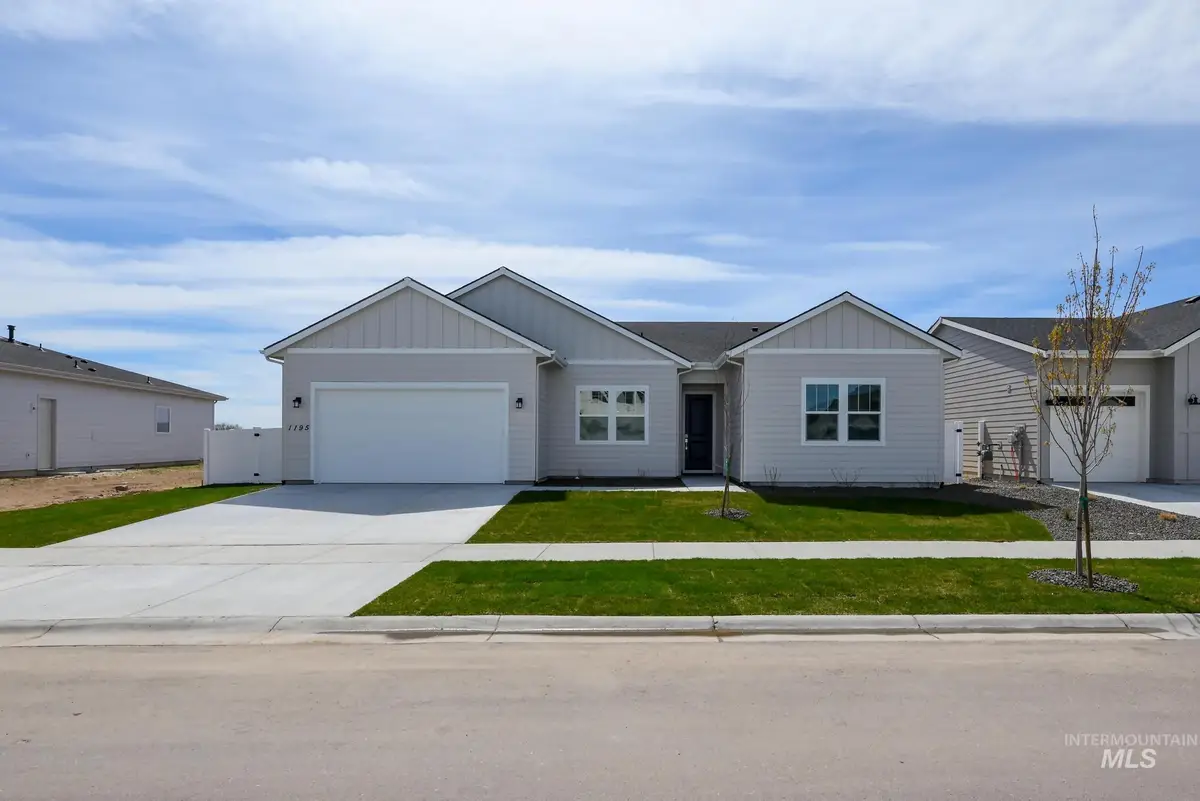 1195 W Switchgrass Dr, Meridian, ID 83642 - #1
