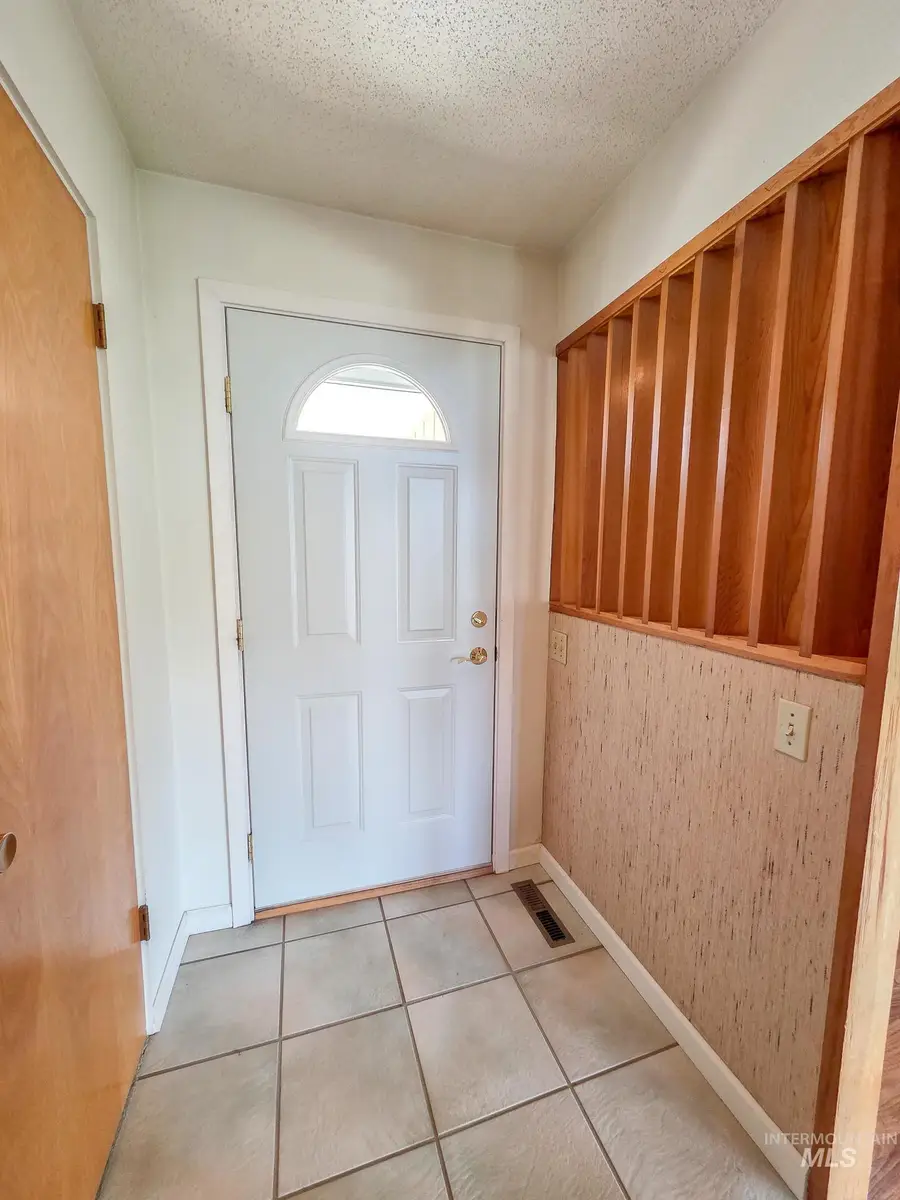 1808 Valleyview, Clarkston, WA 99403 - #3