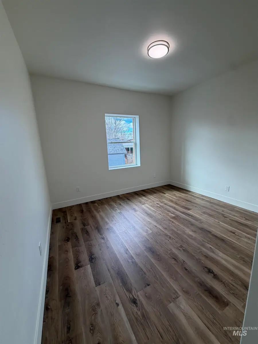 703 Locust St., Buhl, ID 83316 - #3