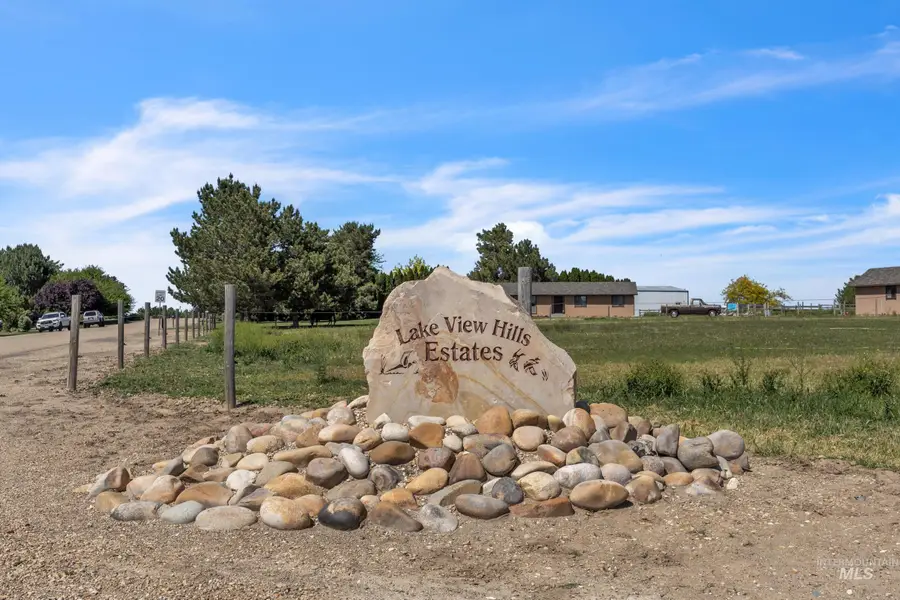 10424 Duck Lane, Nampa, ID 83686 - #3
