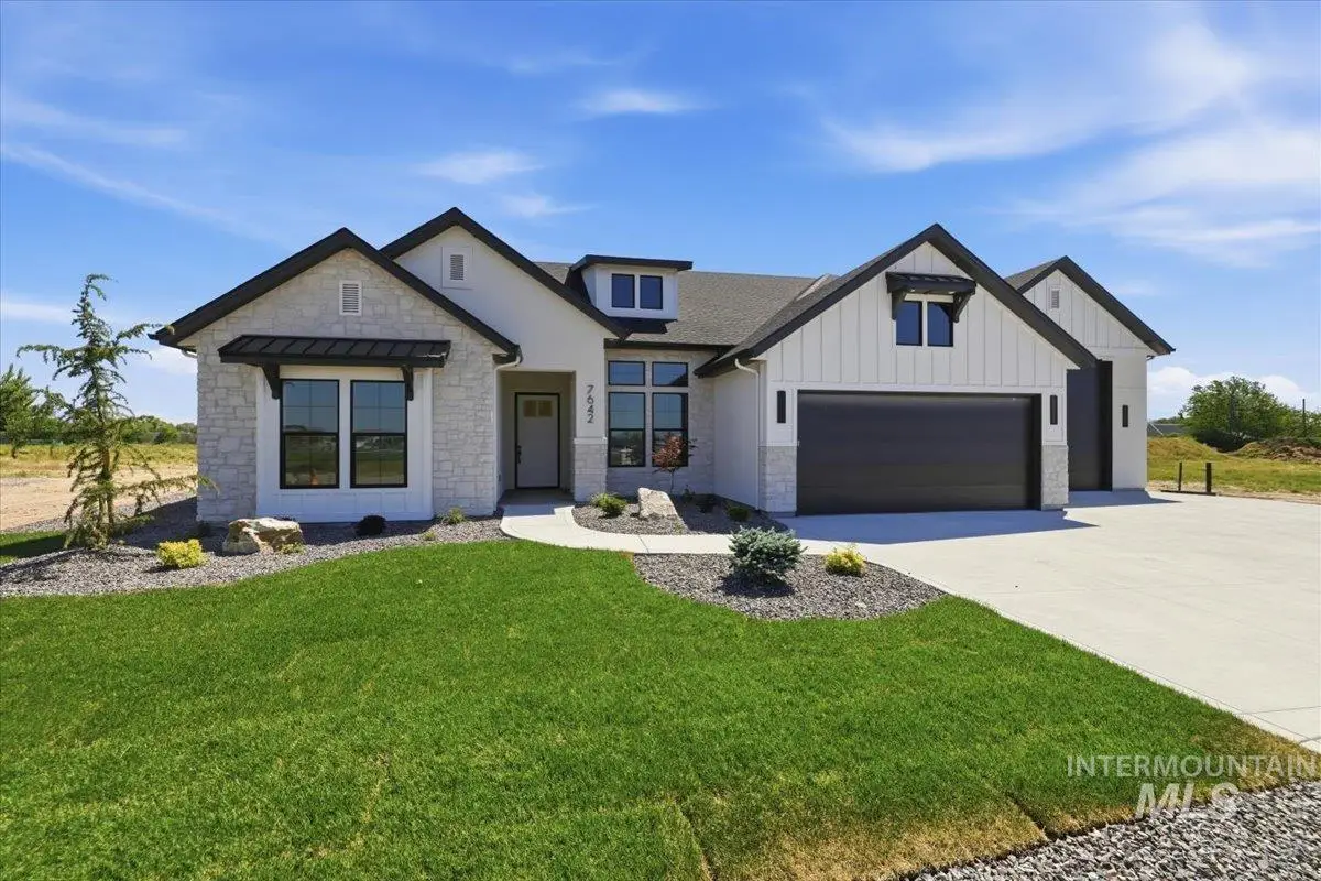 7642 Newcastle, Nampa, ID 83687 - #1