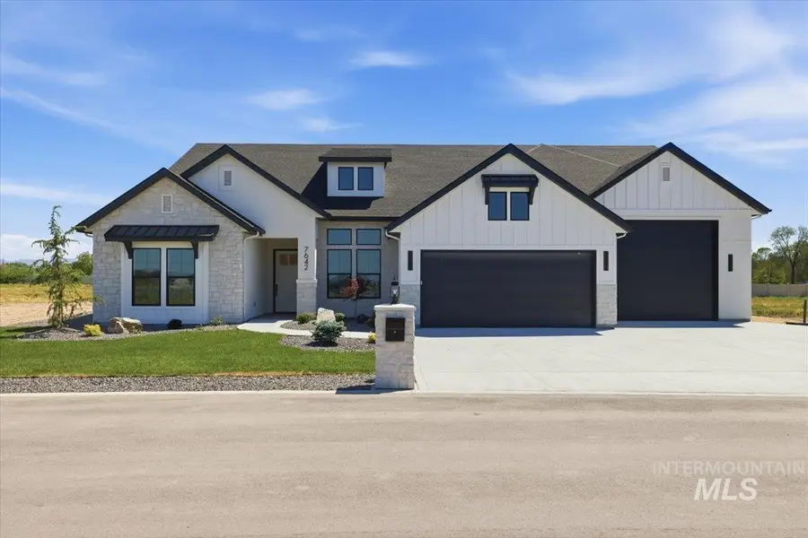 7642 Newcastle, Nampa, ID 83687 - #2