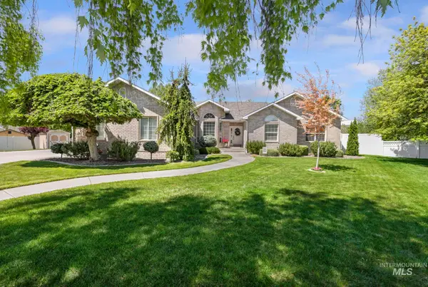 1919 Candleridge Dr, Twin Falls, ID 83301
