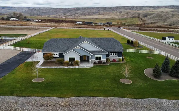 141 Twilight Trail, Marsing, ID 83639