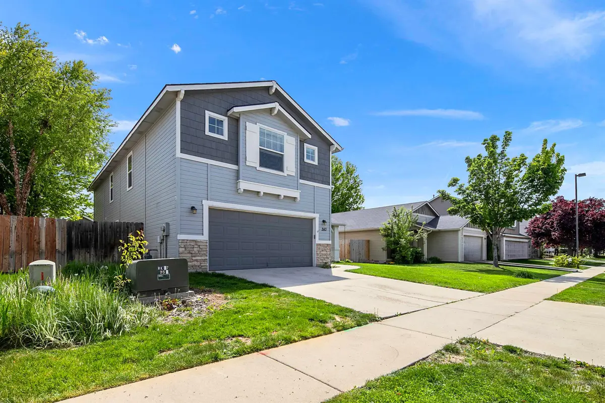 243 W White Sands Dr, Meridian, ID 83646 - #1