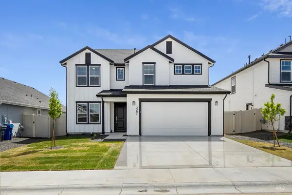 1579 SW Silverstone Ave, Mountain Home, ID 83647