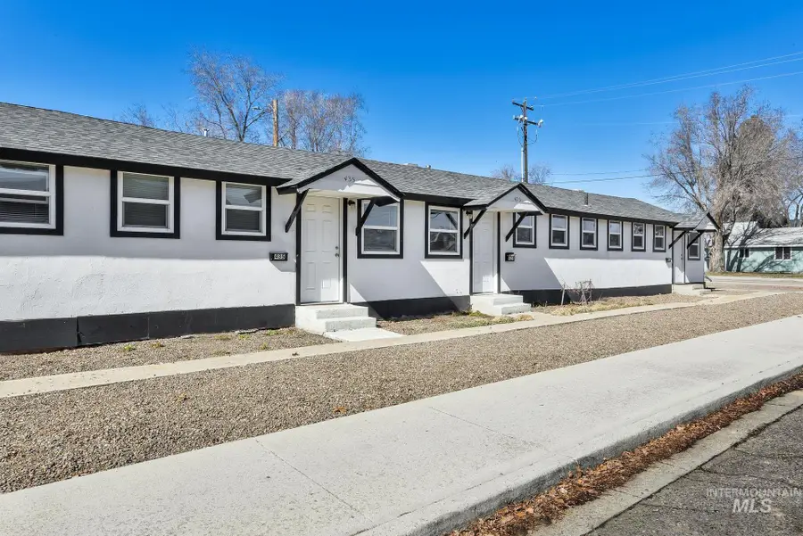 1085 E 4th S, Mountain Home, ID 83647 - #2