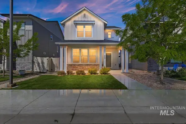 353 S Calf Creek, Meridian, ID 83642