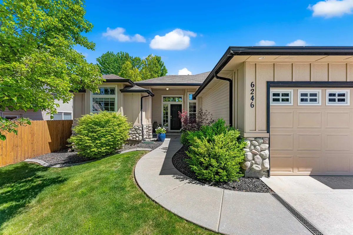 6246 S Teak Ave, Boise, ID 83716 - #1