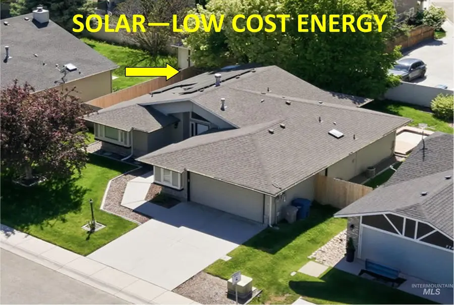 7715 N Roe Ave, Boise, ID 83714 - #2