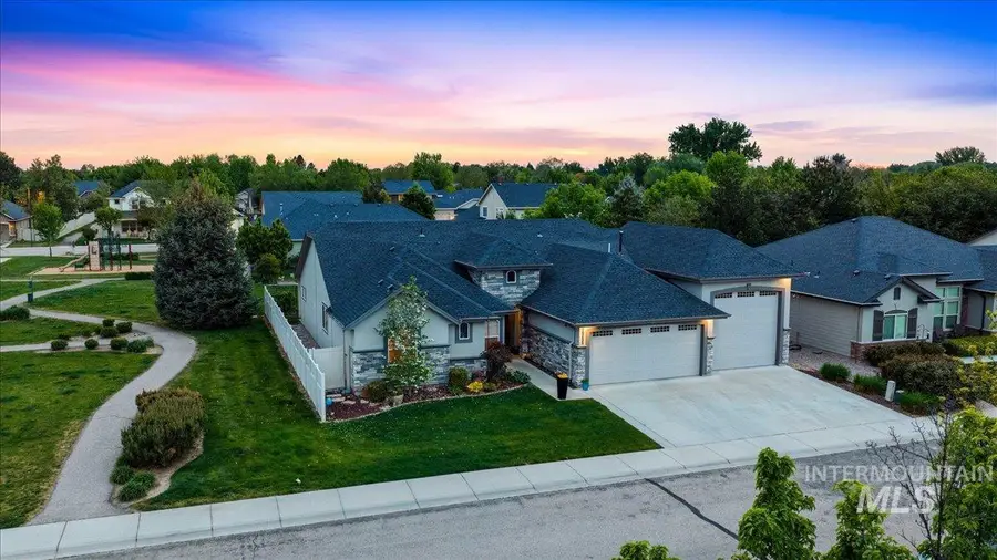 7711 North Rooney Ave, Boise, ID 83714 - #3