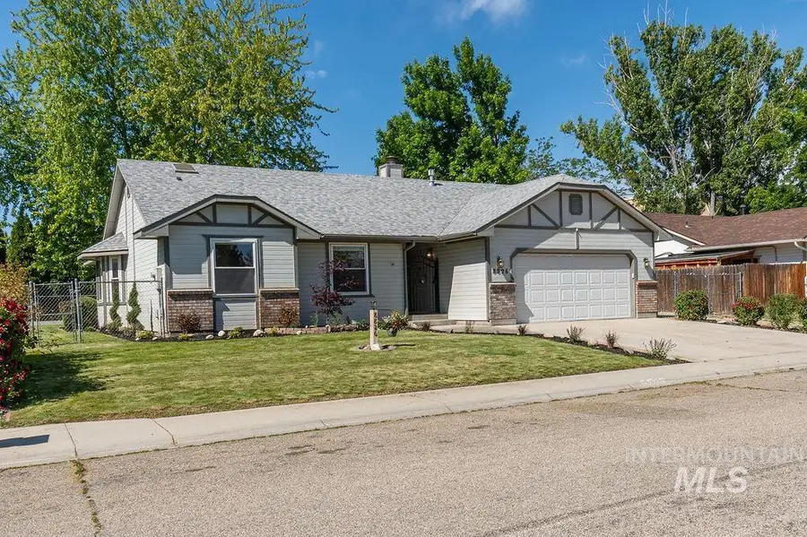 8826 W Midland Street, Boise, ID 83704 - #3