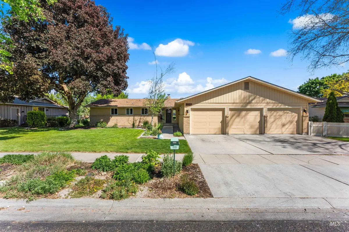 1116 N Eagle Hills Way, Eagle, ID 83616 - #1