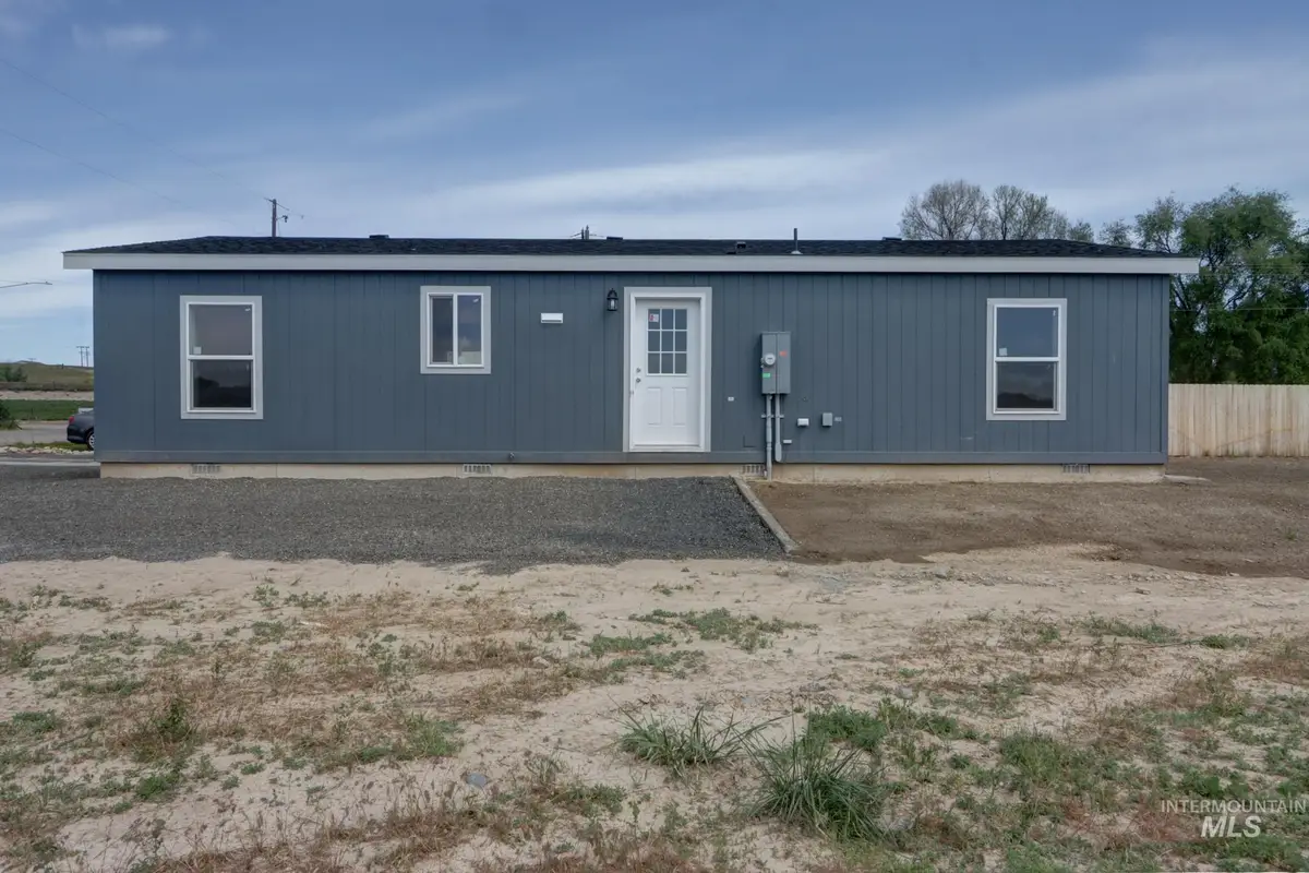 494 Elm St, Vale, OR 97918 - #1