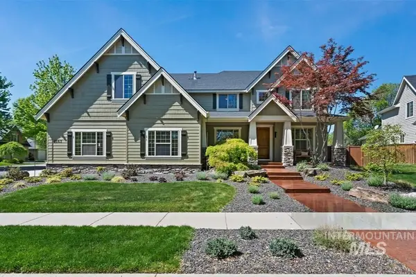 1563 N Estancia Pl, Eagle, ID 83616