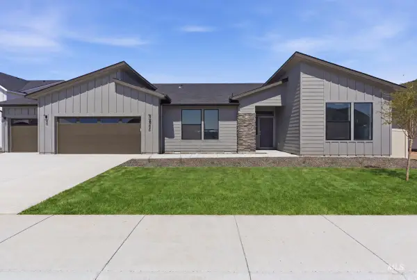 8296 E Presley Ct, Nampa, ID 83687