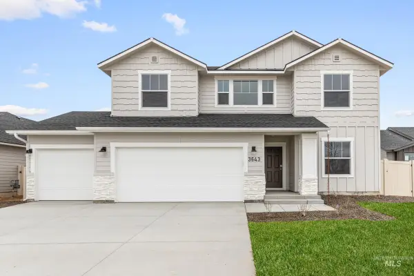 469 Waverly Ave, Middleton, ID 83644