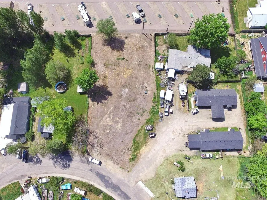 919 S Wardwell Ave, Emmett, ID 83617 - #3