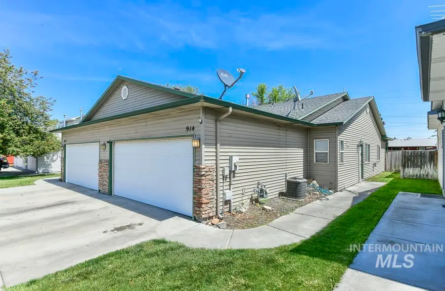 914 S Diamond St., Nampa, ID 83686 - #3