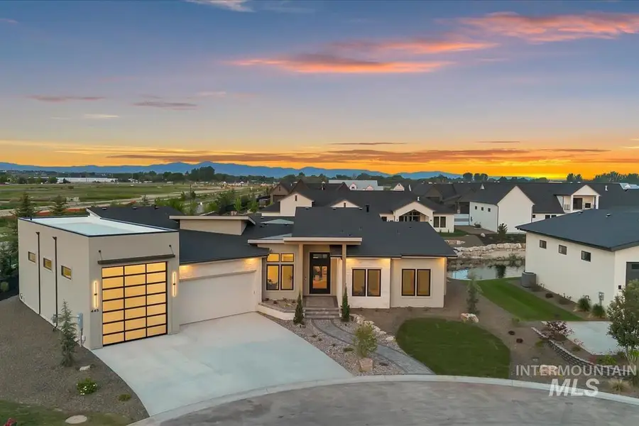 445 Joy Avenue, Middleton, ID 83644 - #2