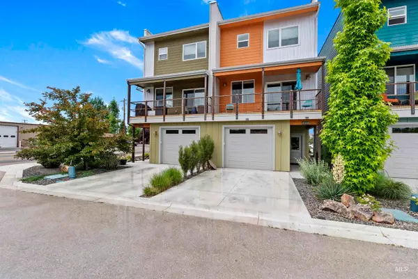 4068 N Adams, Garden City, ID 83714