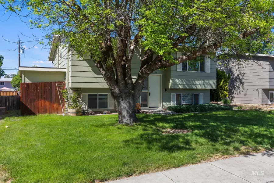 6212 W Everett St, Boise, ID 83704 - #3
