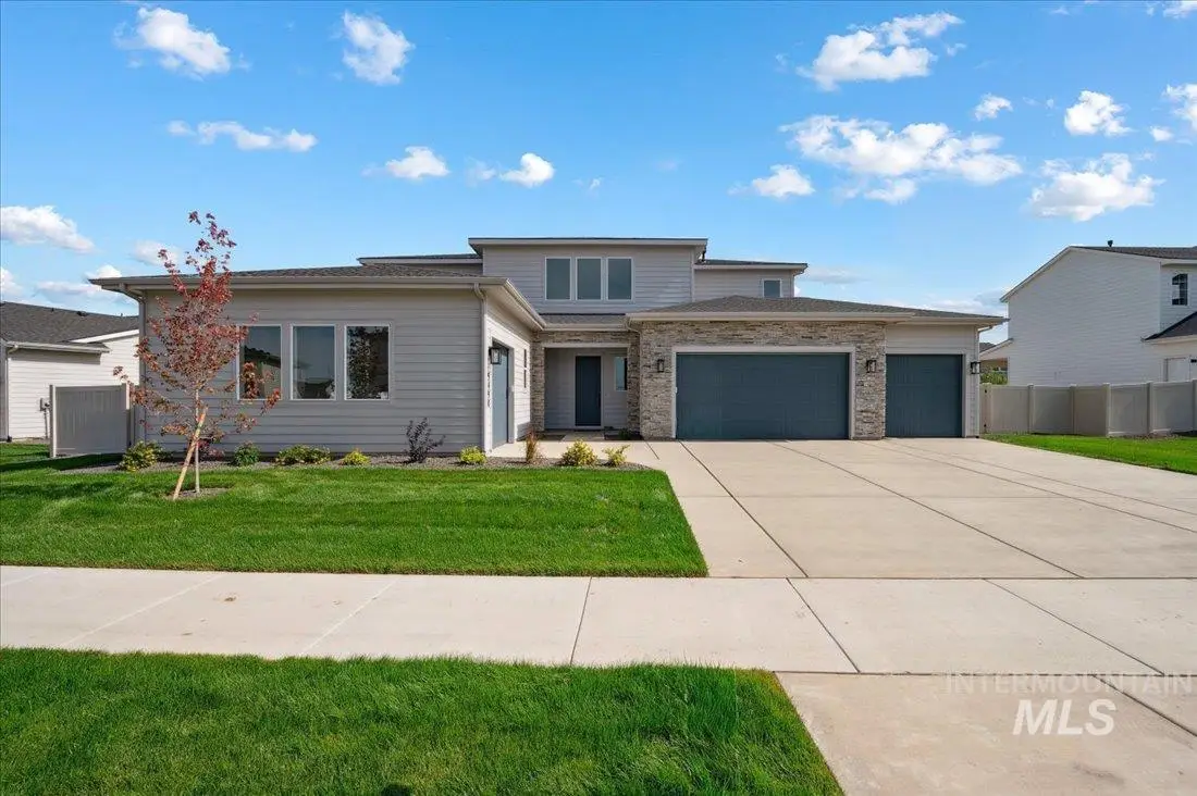 1100 W Switchgrass Dr, Meridian, ID 83634 - #1