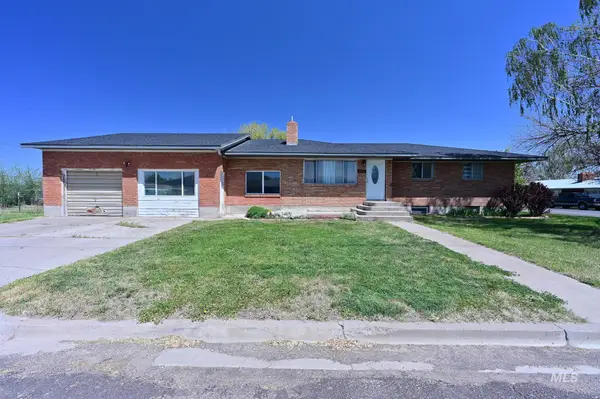 408 W Lincoln, Paul, ID 83347