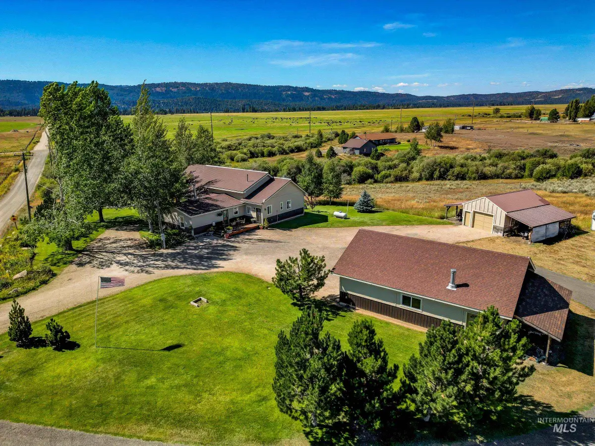 240 Maki Ln, Lake Fork, ID 83638 - #1