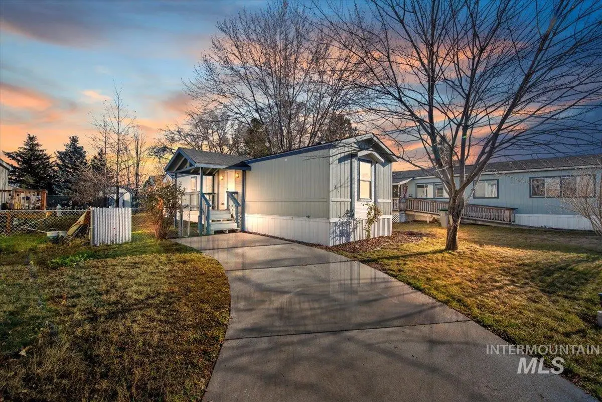 1224 N Meadowland Ln, Boise, ID 83713 - #1